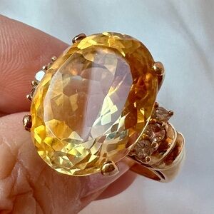 HUGE VINTAGE 14K YELLOW GOLD STATEMENT OVAL HONEY CITRINE DIAMONDS RING DESIGNER